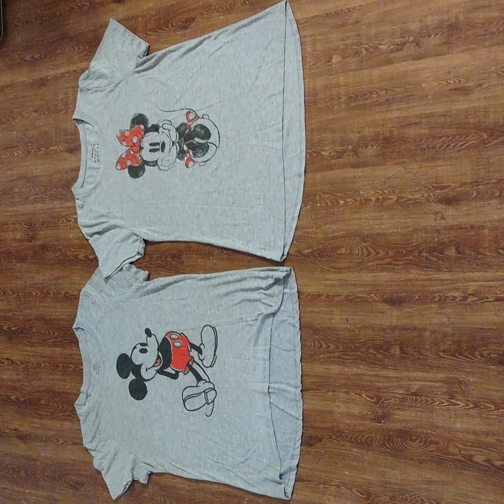 Disney mickey mouse and minnie mouse tshirt bundle